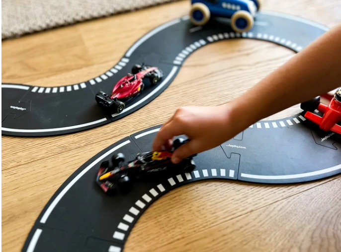 Grand Prix 24 pc - Large Race Track