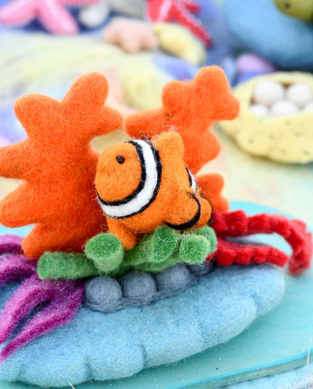 Felt Coral Reef with Clownfish Set