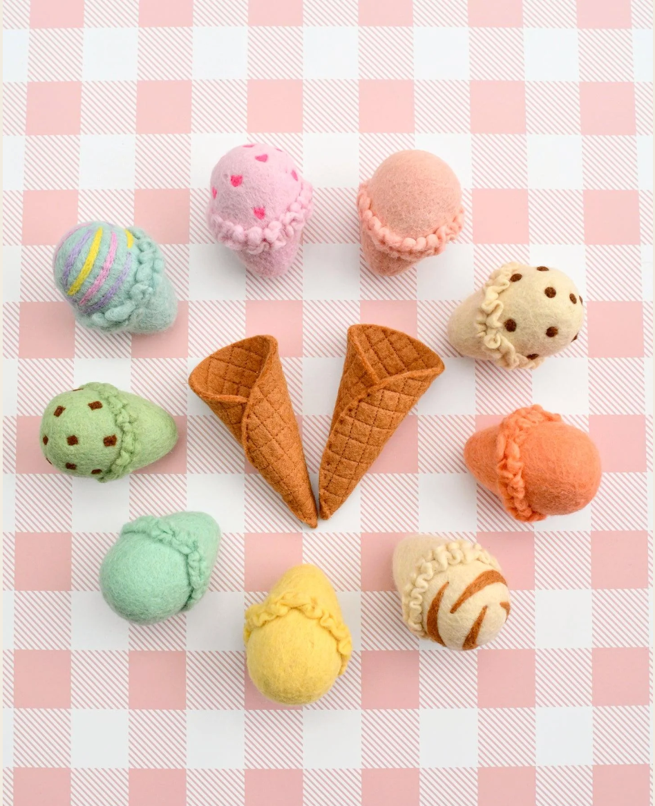 Felt Ice Cream Set - Waffle Cones & 9 Ice Cream Scoops