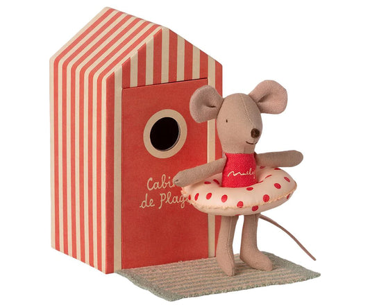 Beach Mouse Little Sister in Cabin